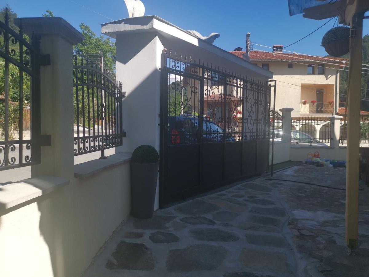 Къща Томови,Стаи За Гости Devín Zewnętrze zdjęcie